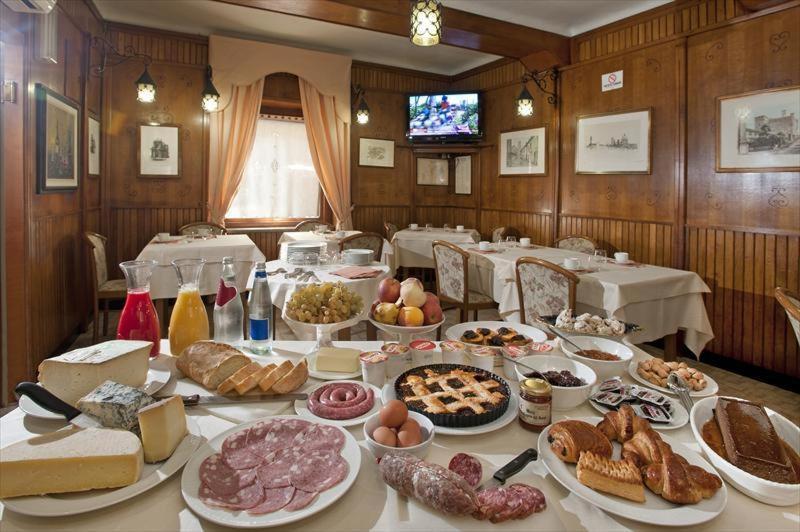 برا Albergo Badellino المظهر الخارجي الصورة